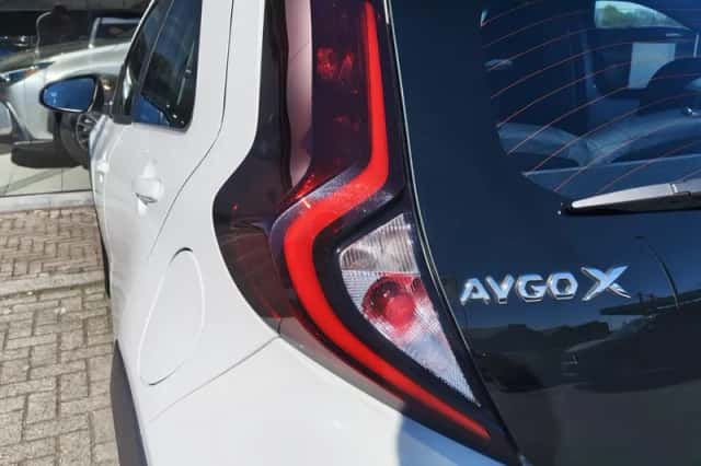 Toyota Aygo (2022) thumbnail 31