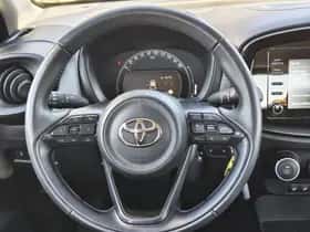 Toyota Aygo (2022) thumbnail 9