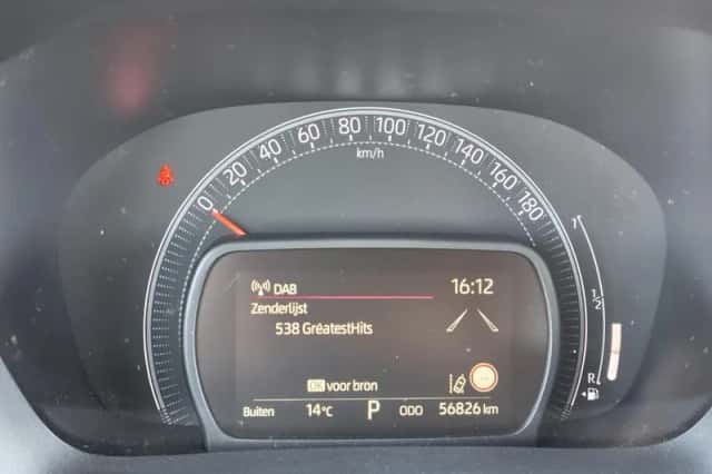Toyota Aygo (2022) thumbnail 10