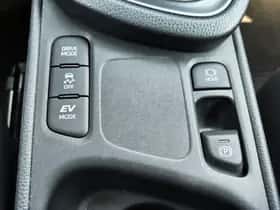 Toyota Yaris Cross (2025) thumbnail 23