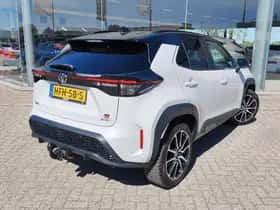Toyota Yaris Cross (2025) thumbnail 4