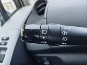 Toyota Yaris (2008) thumbnail 12