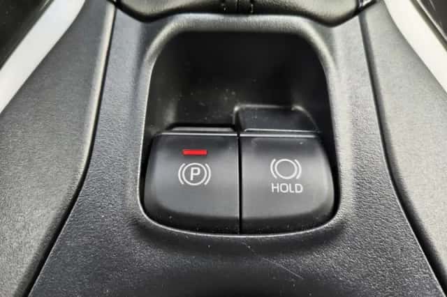 Toyota Corolla (2024) thumbnail 21