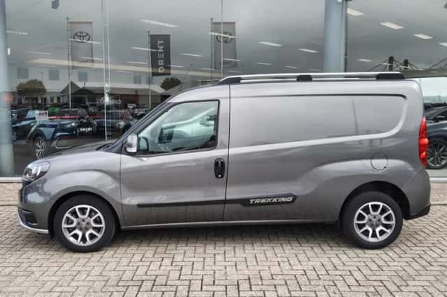 Fiat Doblò (2022) thumbnail 3