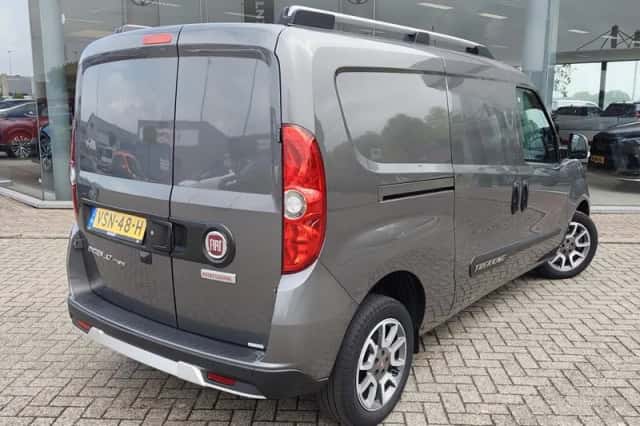 Fiat Doblò (2022) thumbnail 4