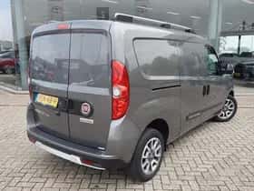 Fiat Doblò (2022) thumbnail 4
