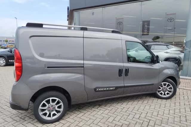Fiat Doblò (2022) thumbnail 5