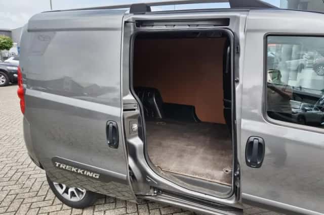 Fiat Doblò (2022) thumbnail 6