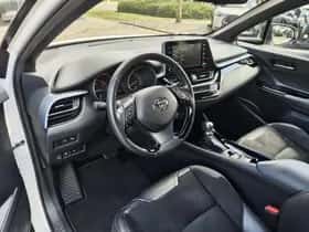 Toyota C-HR (2020) thumbnail 27