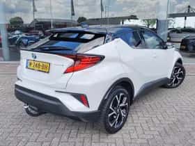 Toyota C-HR (2020) thumbnail 4