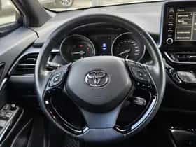 Toyota C-HR (2020) thumbnail 10