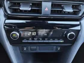 Toyota Yaris Cross (2025) thumbnail 18
