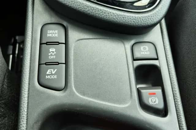 Toyota Yaris Cross (2025) thumbnail 21