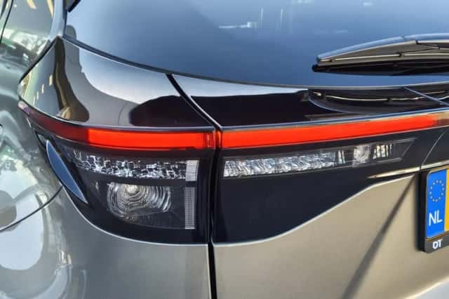Toyota Yaris Cross (2025) thumbnail 33