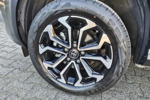 Toyota Yaris Cross (2025) thumbnail 37