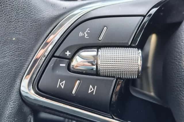 Škoda Octavia (2023) thumbnail 15