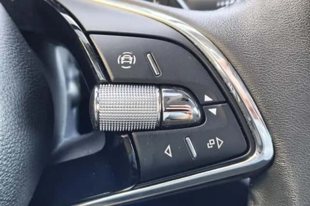 Škoda Octavia (2023) thumbnail 16