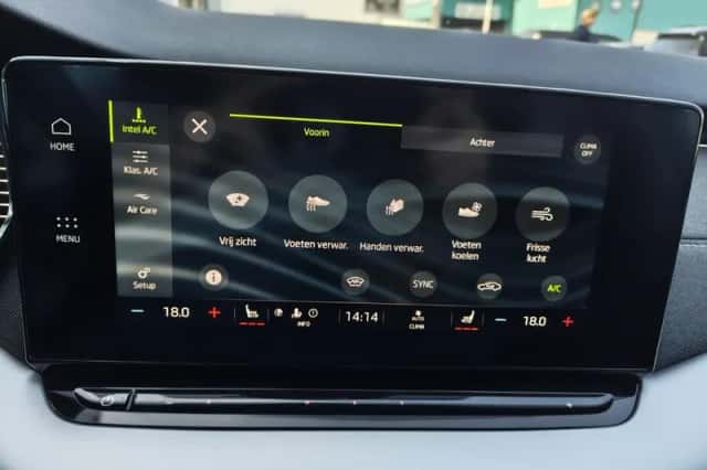 Škoda Octavia (2023) thumbnail 20