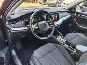 Škoda Octavia (2023) thumbnail 32