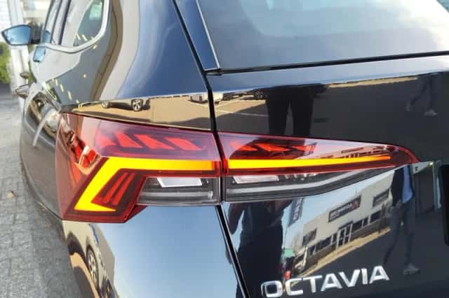 Škoda Octavia (2023) thumbnail 42