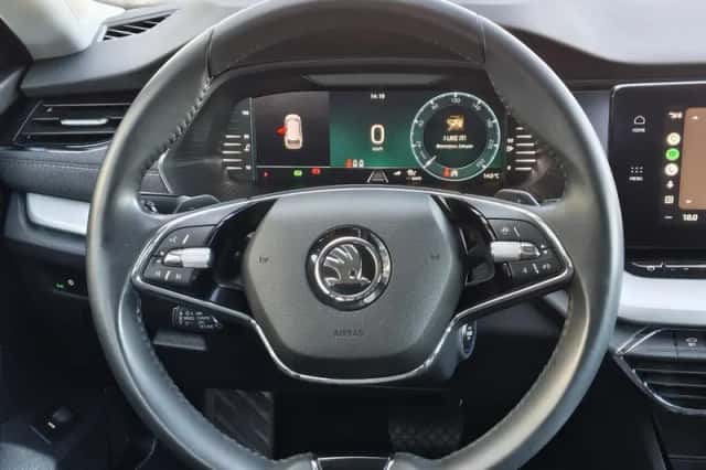 Škoda Octavia (2023) thumbnail 10
