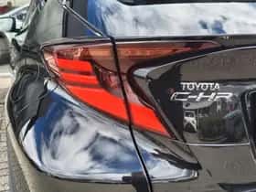 Toyota C-HR (2023) thumbnail 33