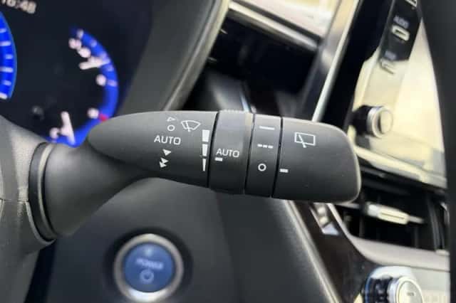 Toyota Corolla (2020) thumbnail 13