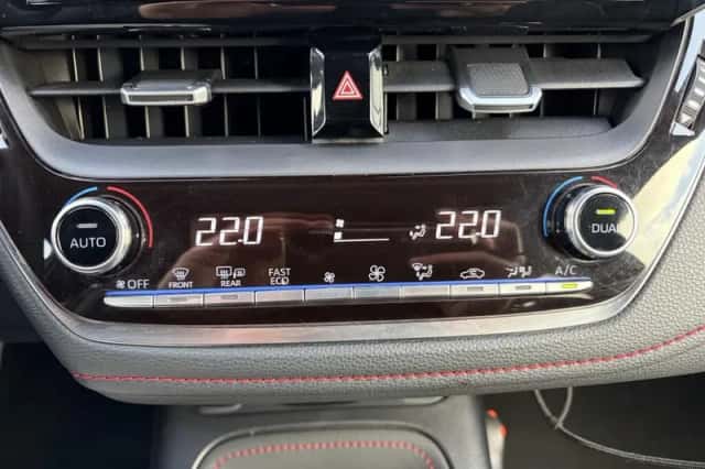 Toyota Corolla (2020) thumbnail 21