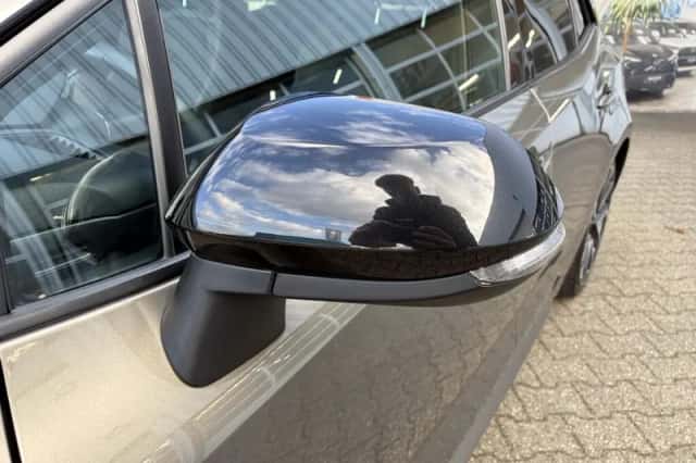 Toyota Corolla (2020) thumbnail 36