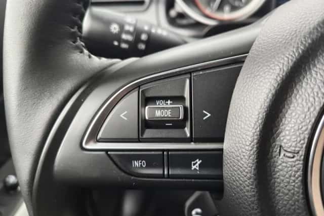 Suzuki Swift (2024) thumbnail 13