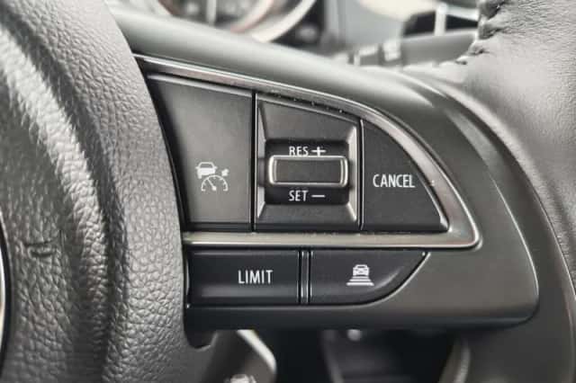 Suzuki Swift (2024) thumbnail 14