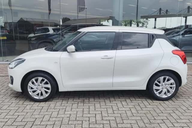 Suzuki Swift (2024) thumbnail 3