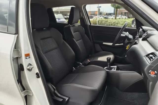 Suzuki Swift (2024) thumbnail 26