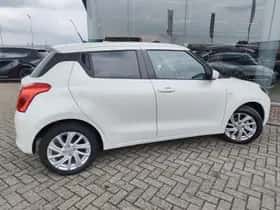 Suzuki Swift (2024) thumbnail 5