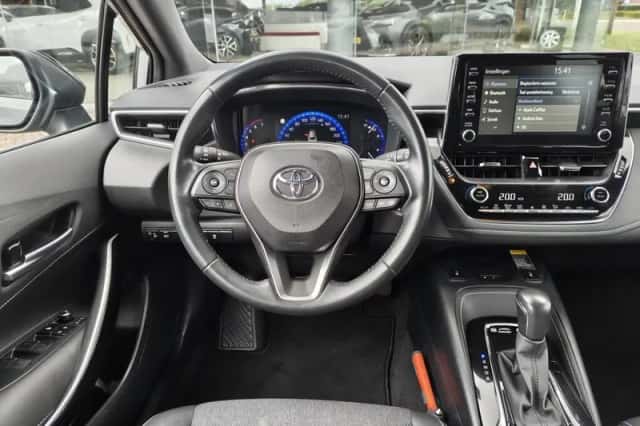 Toyota Corolla (2022) thumbnail 8