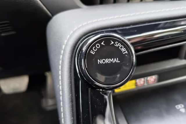 Lexus NX (2025) thumbnail 21