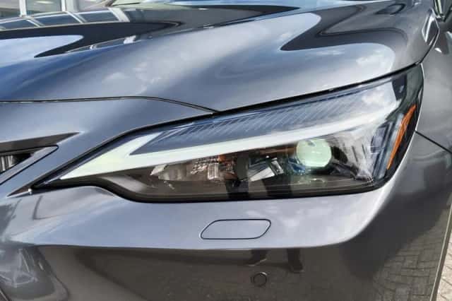 Lexus NX (2025) thumbnail 38