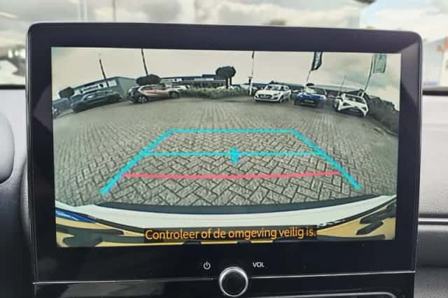 Toyota Yaris Cross (2025) thumbnail 17