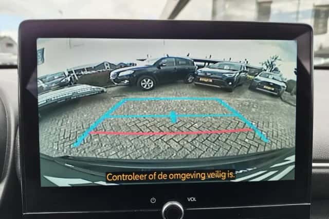 Toyota Yaris Cross (2025) thumbnail 16