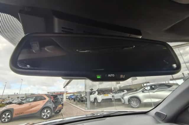 Toyota Yaris Cross (2025) thumbnail 24