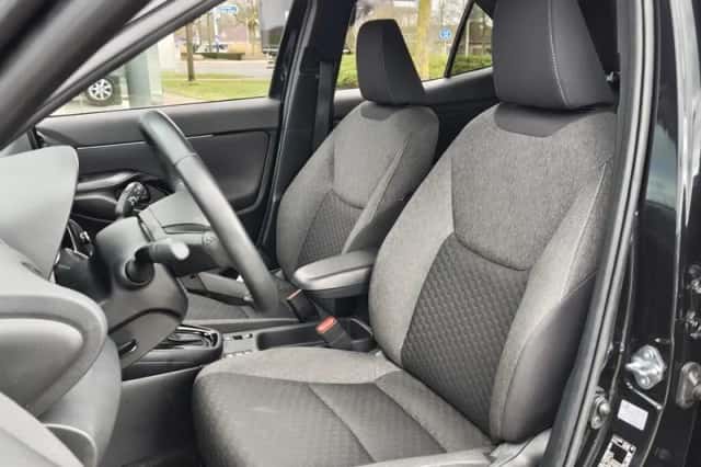 Toyota Yaris Cross (2025) thumbnail 26