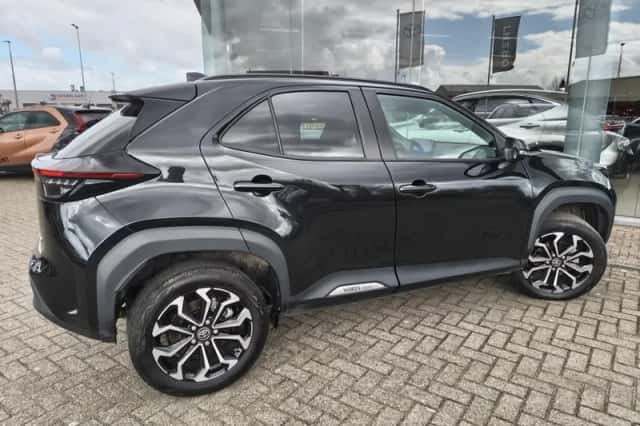 Toyota Yaris Cross (2025) thumbnail 5