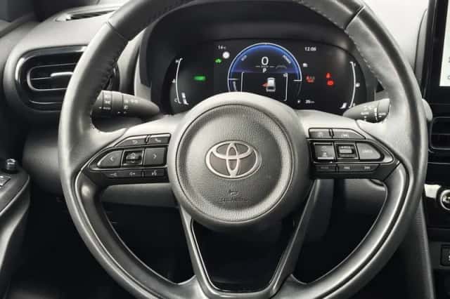 Toyota Yaris Cross (2025) thumbnail 9