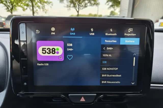 Toyota Yaris Cross (2023) thumbnail 16