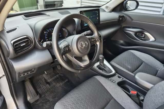 Toyota Yaris Cross (2023) thumbnail 25
