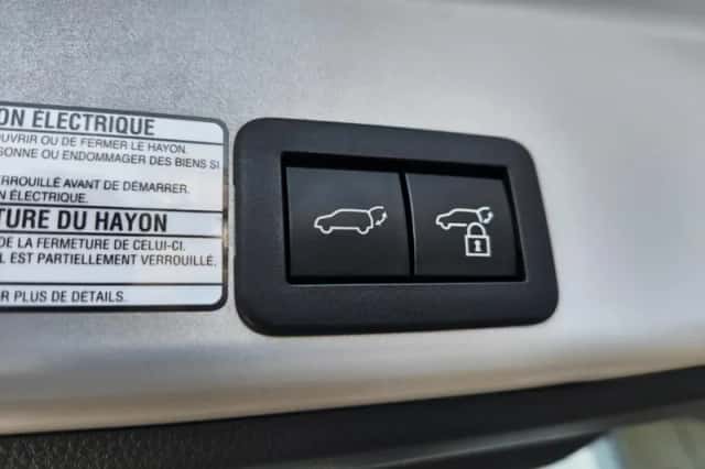 Toyota Yaris Cross (2023) thumbnail 32