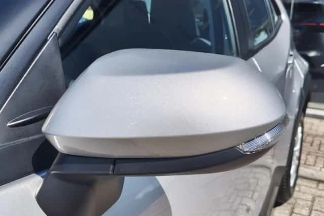 Toyota Yaris Cross (2023) thumbnail 35
