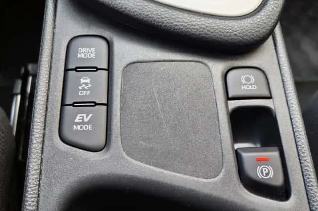 Toyota Yaris (2025) thumbnail 21
