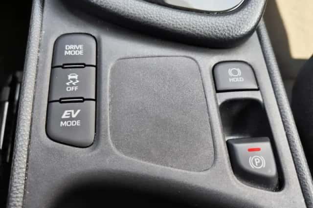 Toyota Yaris (2024) thumbnail 22