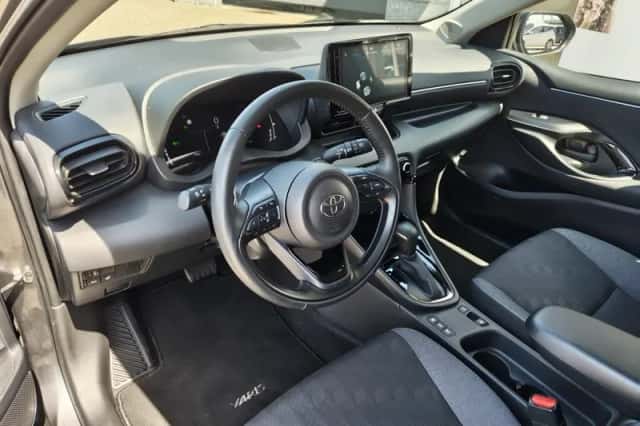 Toyota Yaris (2024) thumbnail 26